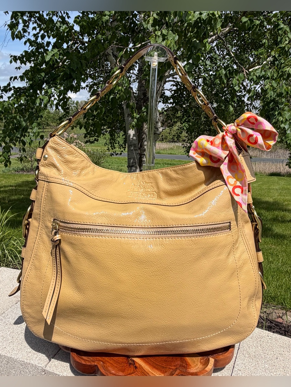 Coach Legacy Editorial Zoe XL Patent Leather Hobo 12736 EUC - Picture 17 of 17
